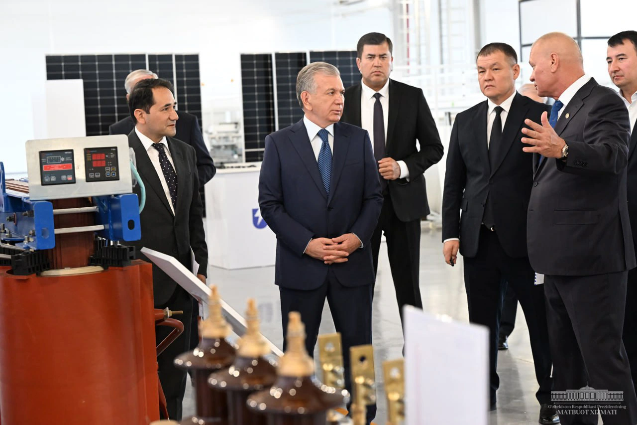 电竞竞猜打造乌兹别克斯坦首条光伏组件自动化生产线